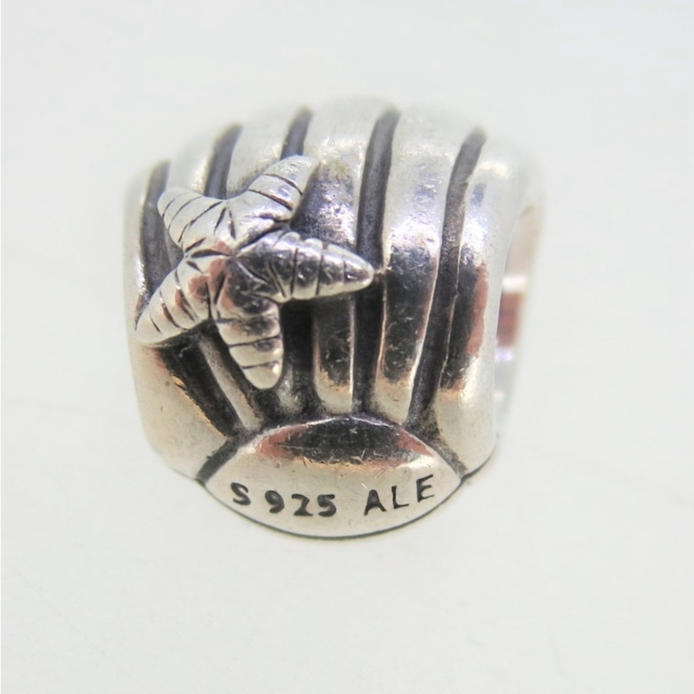Pandora Sterling Silver Seashell with Starfish Charm Bead